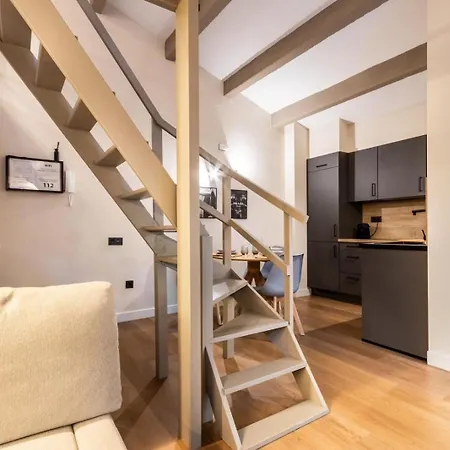 Petit Luxe Del Vall Terrassa